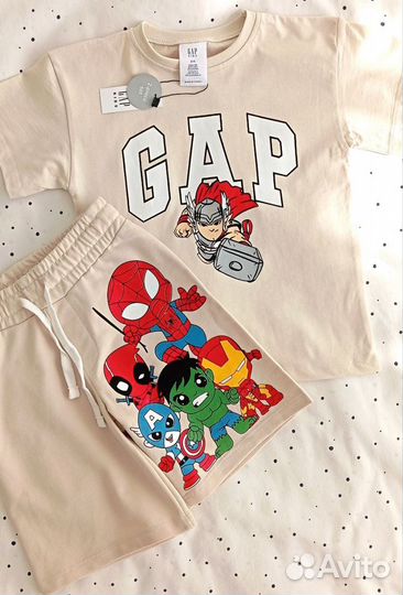 Комплект футболка и шорты Gap 