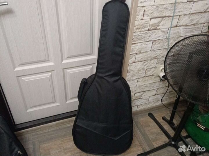 Гитара классическая 4/4 леворукая