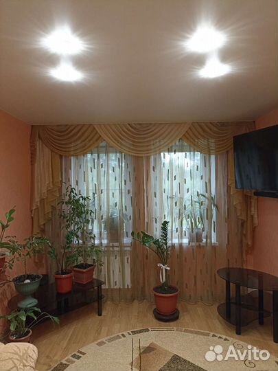 Ламбрекен с тюлью