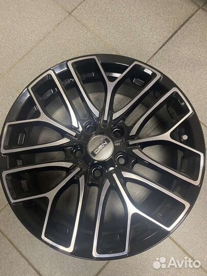 Tech line neo 6,5x17/5x114,3 ET40 D64,1 781 BD