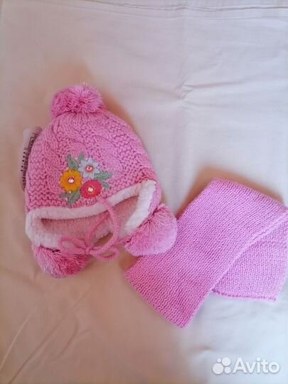 Комплект шапка и шарф для девочки