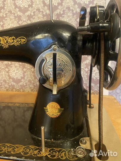 Швейная машина