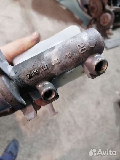 Цилиндр тормозной главный Renault Logan 1