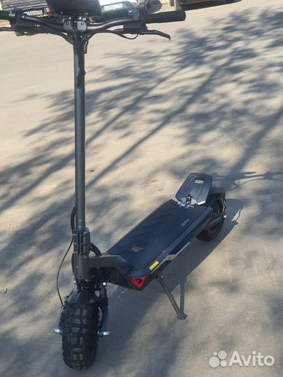 Самокат взрослый электрический Kugoo