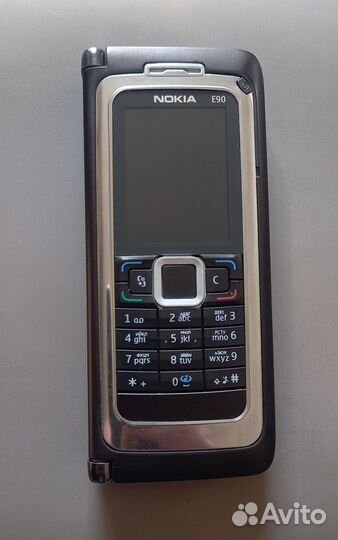 Nokia E90 клавиатура