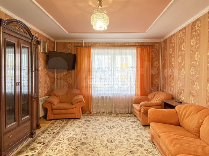 4-к. квартира, 90 м², 12/14 эт.