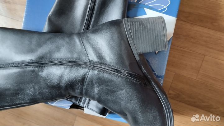 Сапоги женские 40