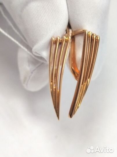 Золотые серьги