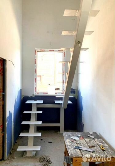 Лестничиный металлокаркас