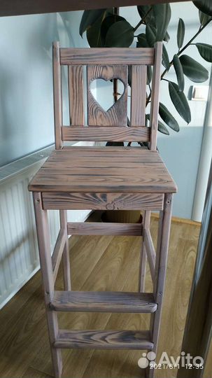 Барный стул