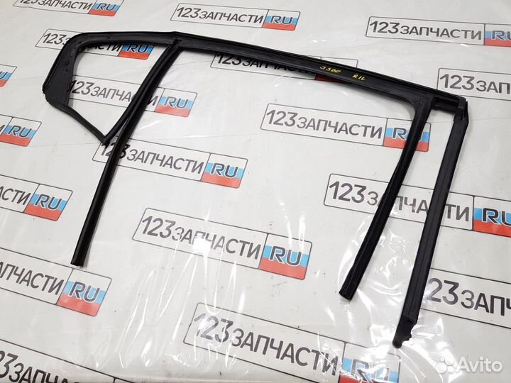 Уплотнитель стекла двери задней левой Chevrolet