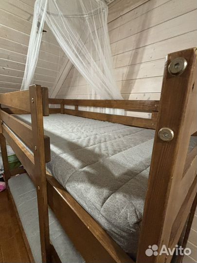 Двухъярусная кровать IKEA с матрасами