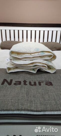 Одеяло двухспальное новое в наличии