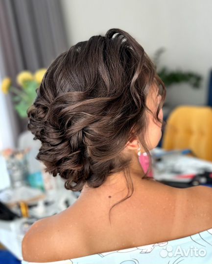 Визажист-стилист (прически, локоны)