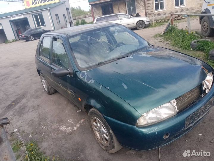 Запчасти Б/У Ford Fiesta хэтчбек 4 1.3 i J4C