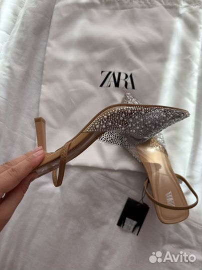 Туфли со стразами Zara 42