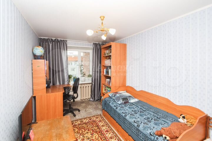 4-к. квартира, 72 м², 9/9 эт.