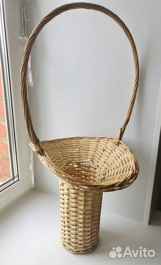 Корзина плетеная высокая