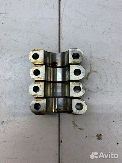 Комплект бугелей (шеек) распредвала Peugeot 308