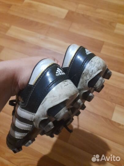Детские футбольные бутсы adidas 34 размер