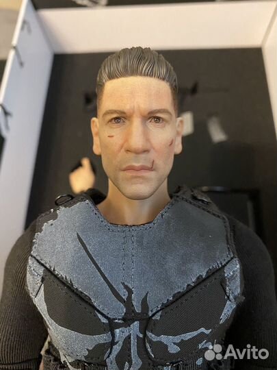 Фигурка 1/6 Hero Toy + Facepool The Punisher