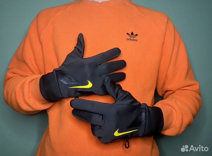 Перчатки Nike Hyperwarm