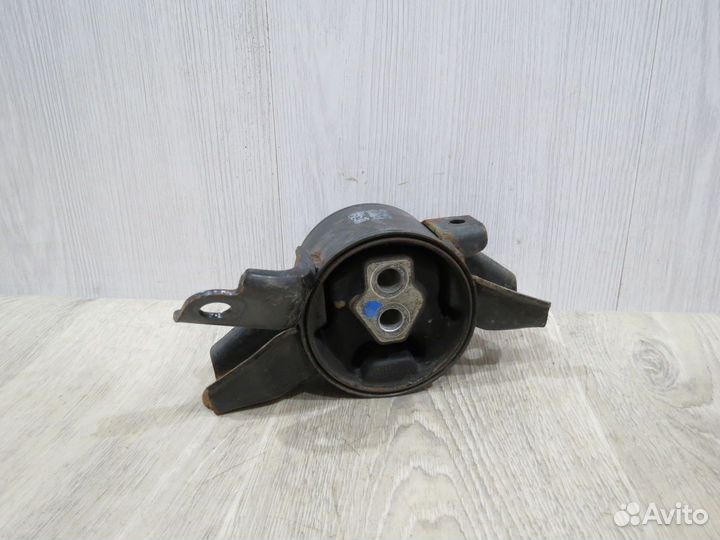 Опора двигателя Kia Rio 3