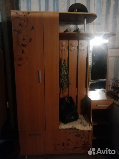Шкаф в прихожую