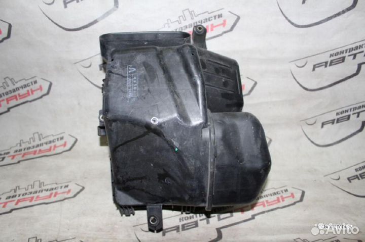 Корпус воздушного фильтра toyota chaser cresta mar