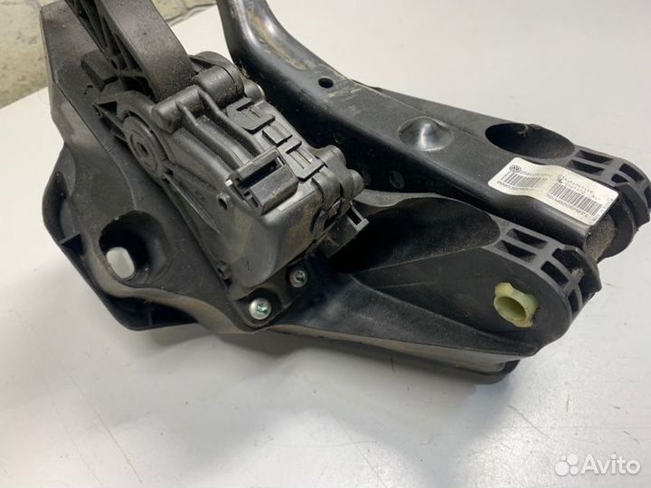 Педаль газа Volkswagen Polo V рестайлинг 1.6 2016 (б/у)