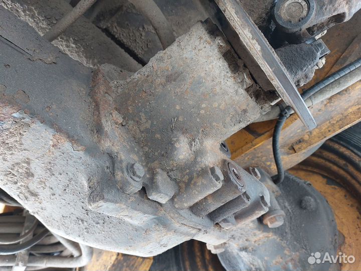 Экскаватор-погрузчик Volvo BL61, 2012