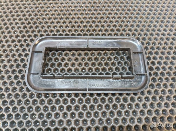 Накладка ручки двери Iveco Stralis