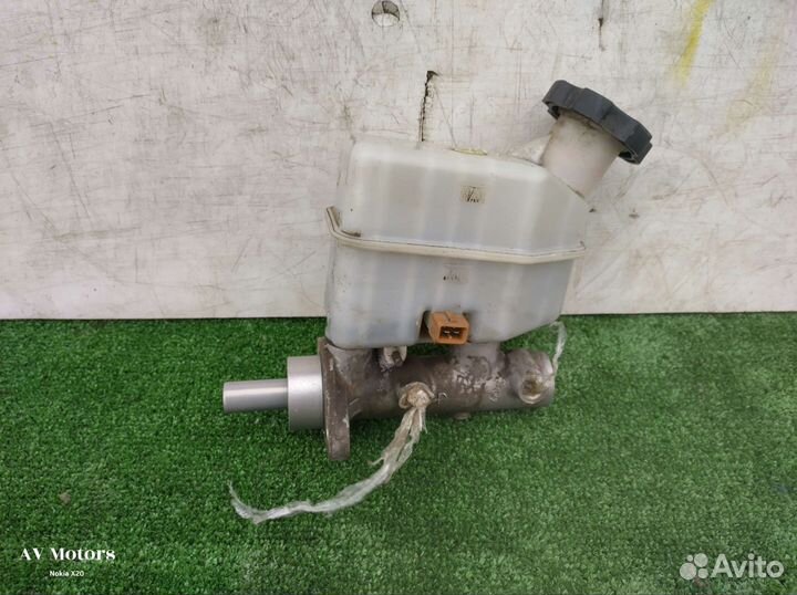 Главный тормозной цилиндр Kia Sportage 2