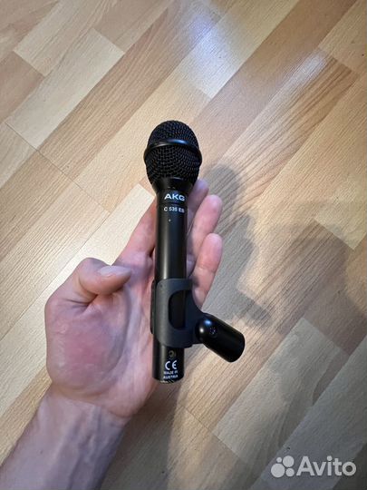 Продам AKG C535 EB