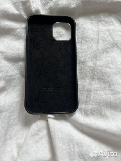 Чехол на iPhone 12
