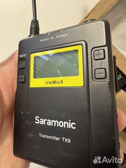 Микрофон петличный Saramonic Wireless комплект