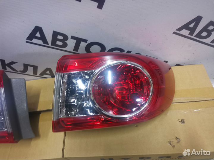 Тойота королла Toyota Corolla E150 2010 Фонарь