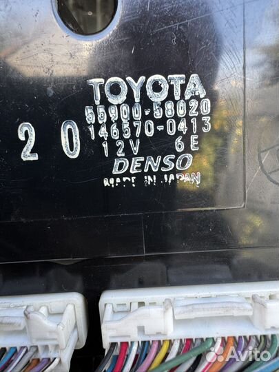 Блок управления климатом Toyota Alphard