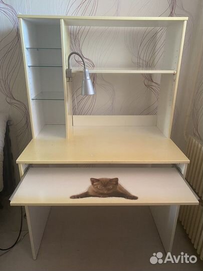 Компьютерный стол IKEA