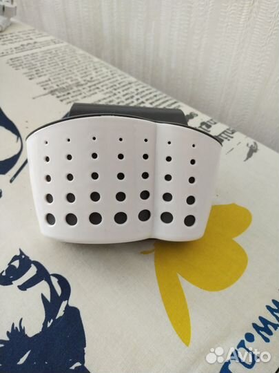 Кухонный держатель на кран для губки и щетки новый