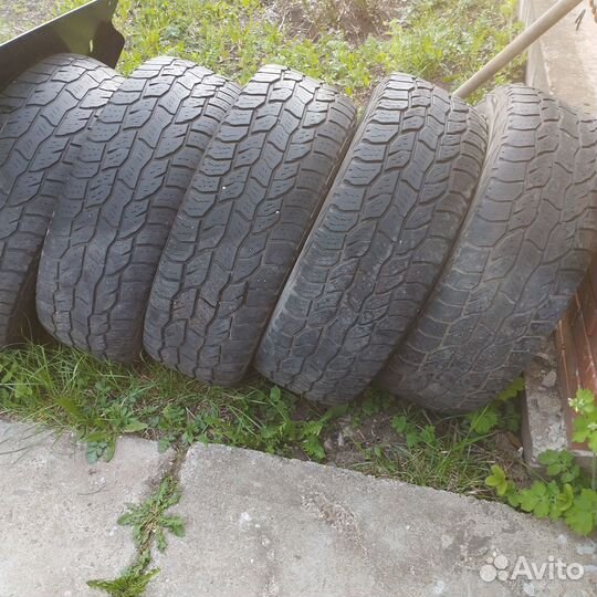 Cooper Discoverer AT3 LT 265/65 R18