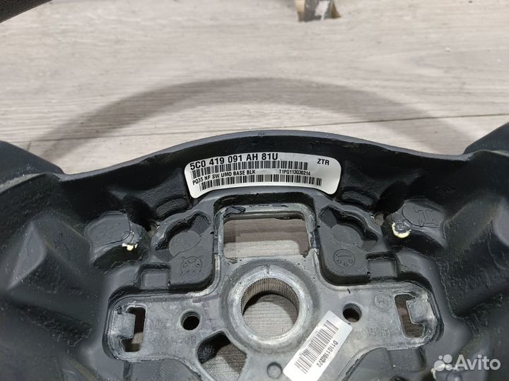 Руль для Volkswagen Jetta 6