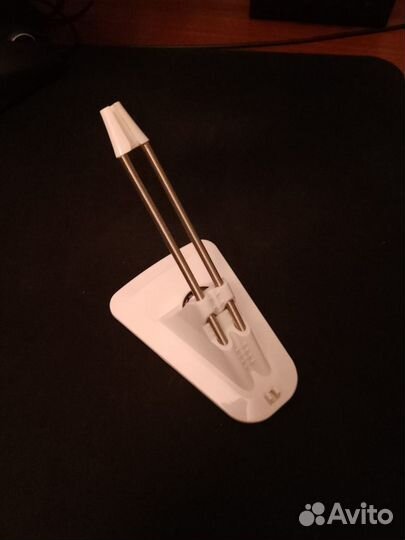 Держатель для кабеля мыши