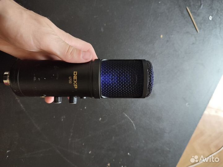 Продам микрофон Dexp U700
