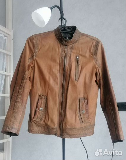 Куртка кожаная, 46