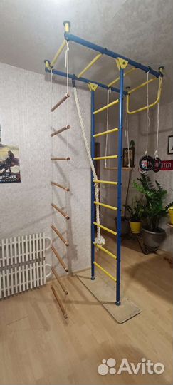 Шведская стенка с турником
