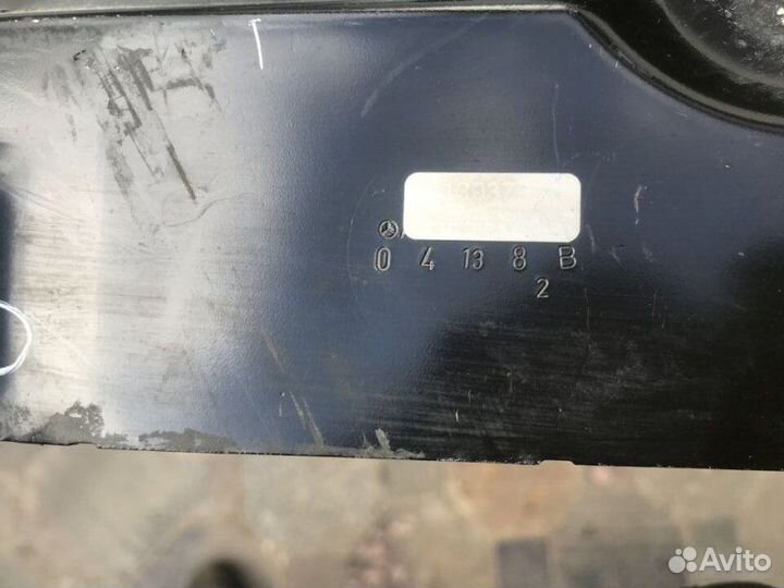 Панель передний Mercedes-Benz C-Class W204