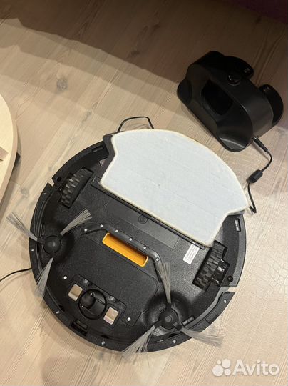 Робот пылесос midea