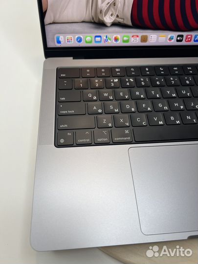 Apple macbook pro 14 2021 m1 Pro 16Gb 512SSD