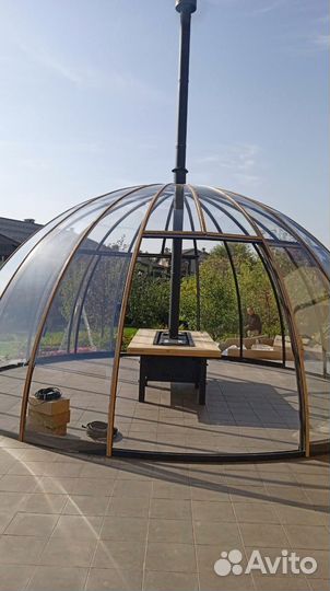 Панорамная беседка с гриль столом